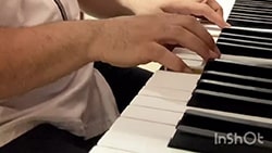 قطعه ای از داریوش با پیانو نوازی استاد میلاد جعفرنژاد